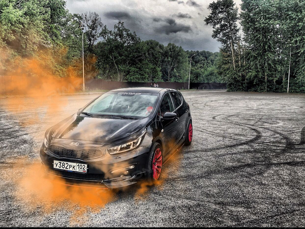 Kia Ceed на стильных литых дисках Work Emotion CR Kiwami - Фото № 2